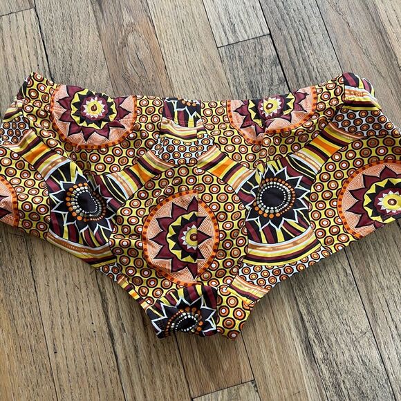 ES Collection men’s swim trunks - Picture 4 of 4